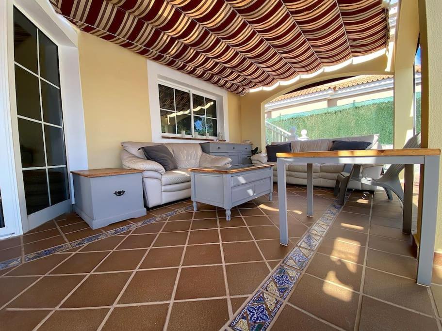 Comfortable Family House With Pool And Jacuzzi Costa De Antigua Exterior photo