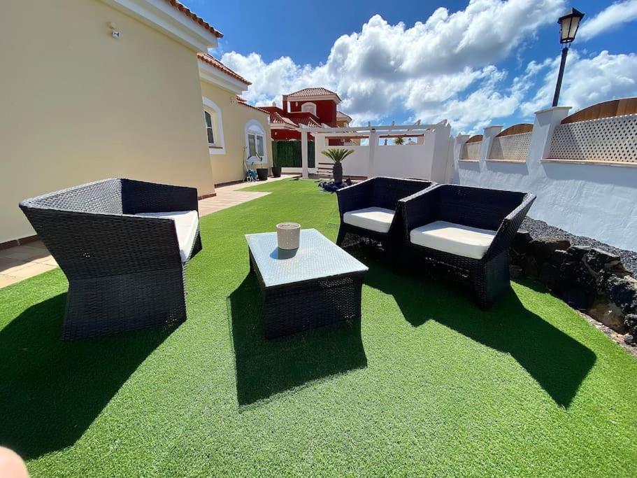 Comfortable Family House With Pool And Jacuzzi Costa De Antigua Exterior photo