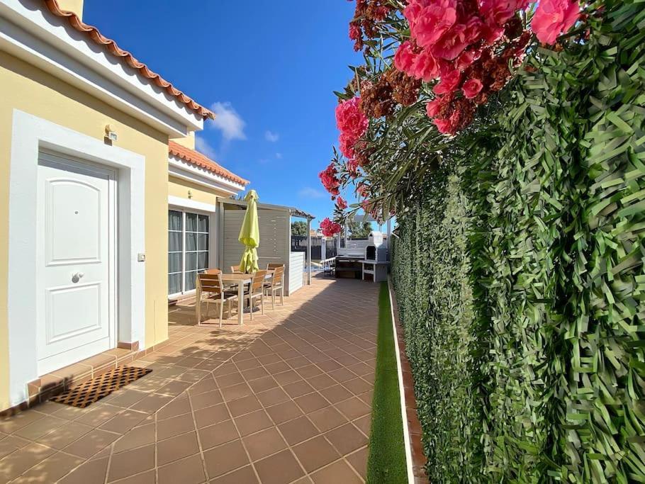 Comfortable Family House With Pool And Jacuzzi Costa De Antigua Exterior photo