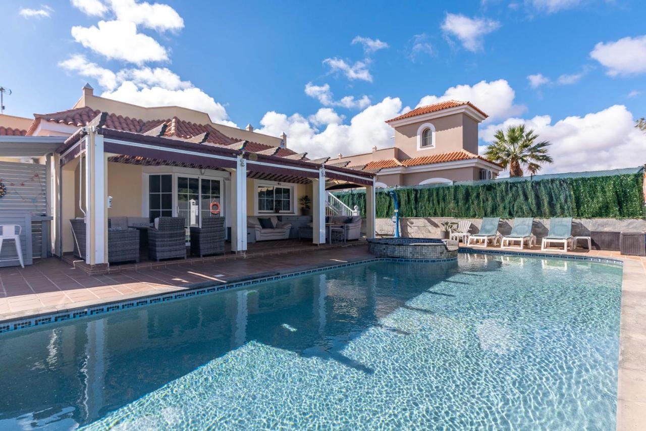 Comfortable Family House With Pool And Jacuzzi Costa De Antigua Exterior photo
